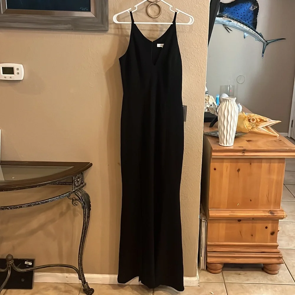 Dress the Population Black Iris Slit Crepe V-neck Gown Dress - Picture 5 of 10